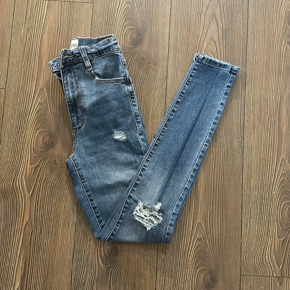 Garage High Waisted Ripped Skinny Jean in Blue size 00 - Picture 4 of 5